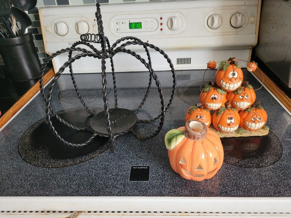 Halloween Decorative Items