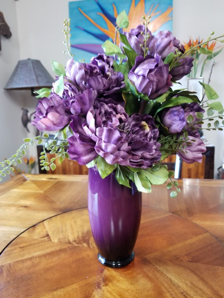 Purple Glass Vase with Purple Silk Flowers