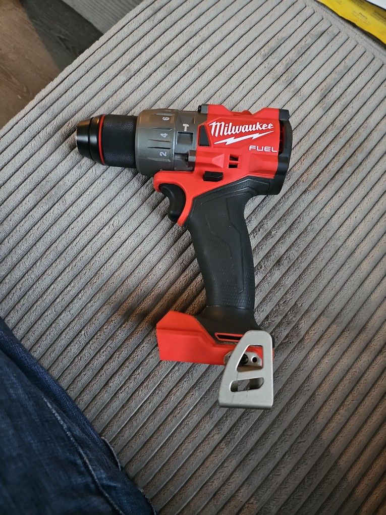 Hammer Drill Milwaukee Fuel