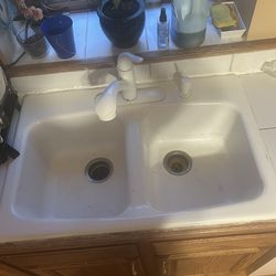 Porcelain sink 33 x 22 inches