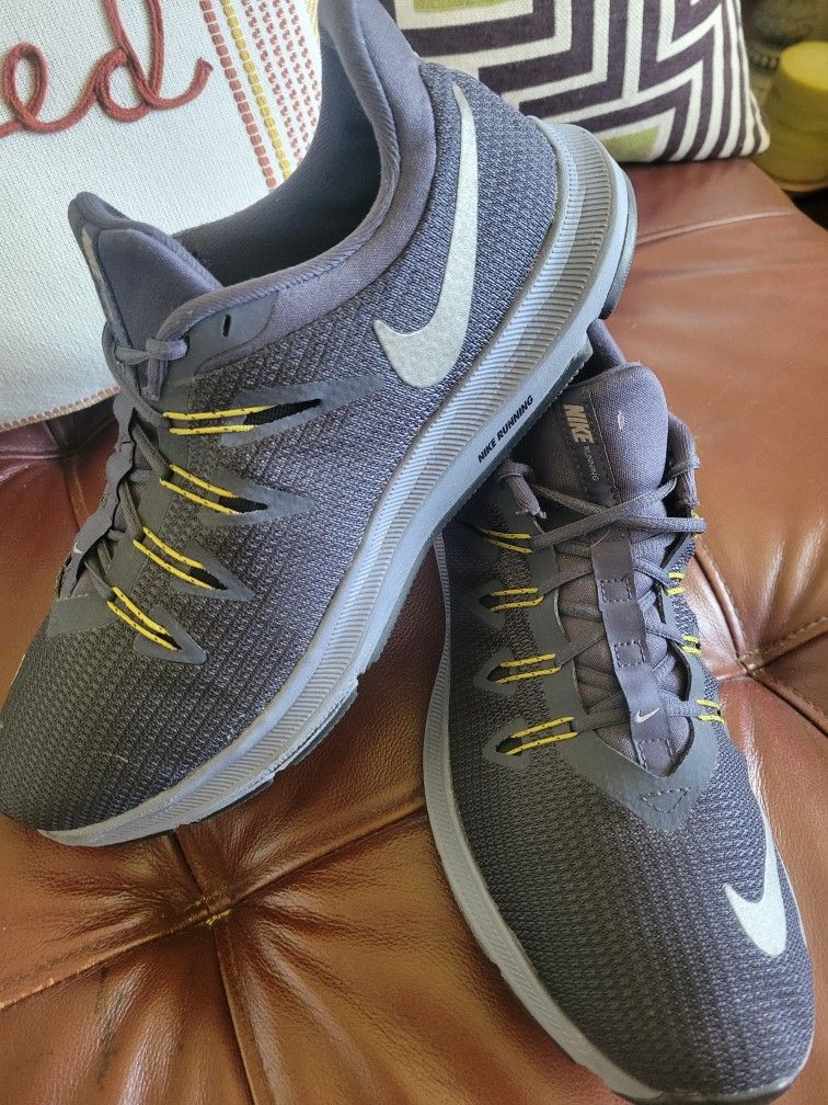 Men's NIKE SNEAKERS