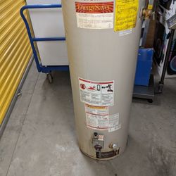 🔥🔥 HOT WATER TANKS USED Natural Gas Delivery Available