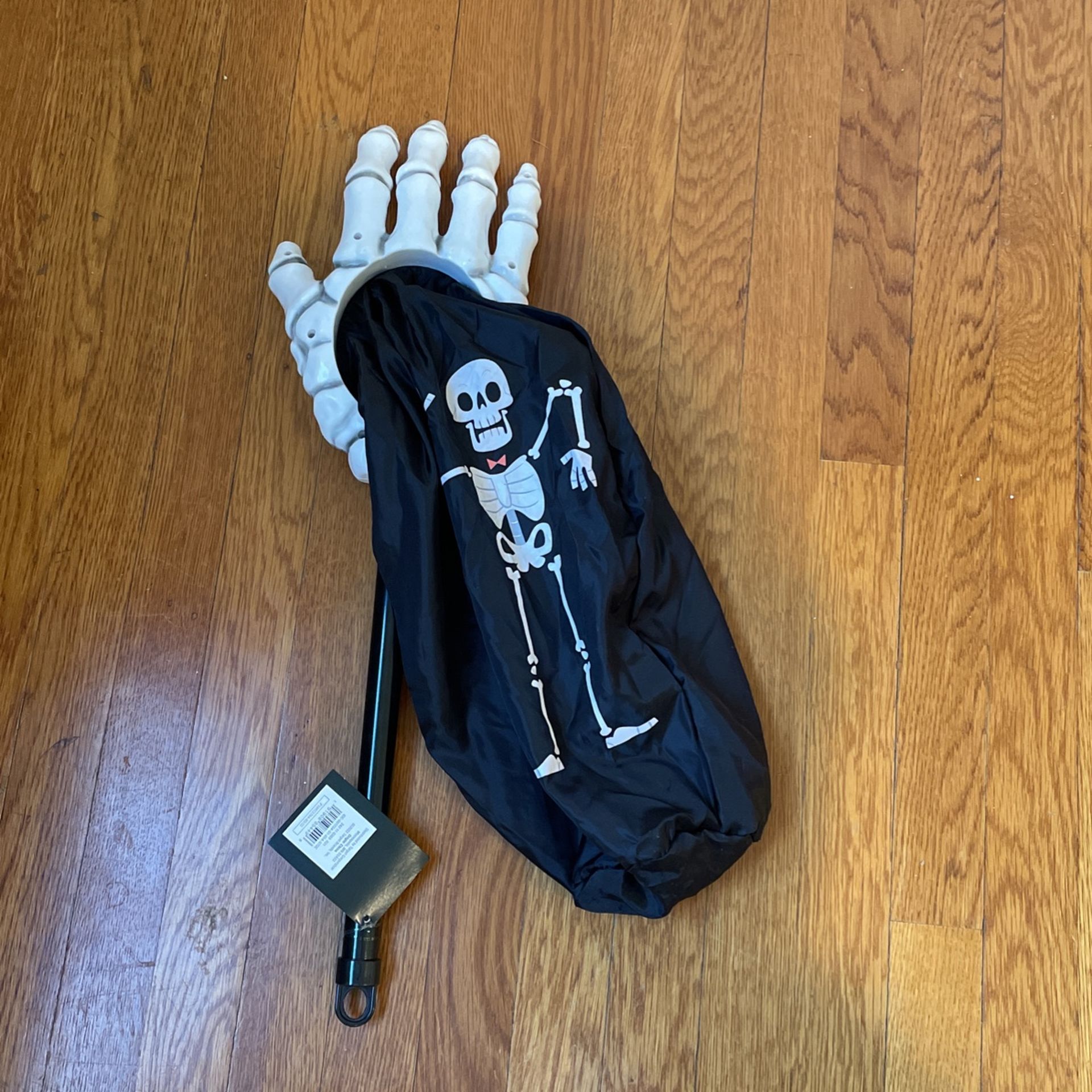 Skeleton Halloween Basket Hand Candy Grabber