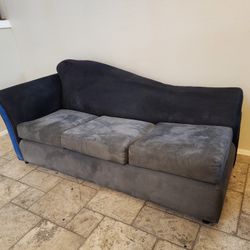 Crossectional Couch