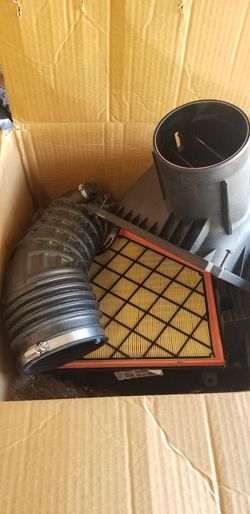 2020 Camaro LT1 stock intake