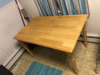 Solid Oak Table w/ turned legs