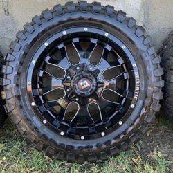Jeep wheels/tires 
