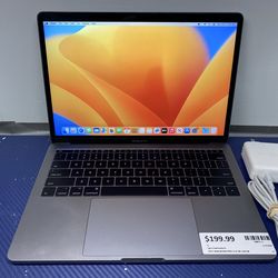 2017 Apple MacBook Pro i5 / 8 gb / 128 gb