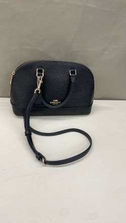 Coach purse. Item No 767 (Shopgoodwill)