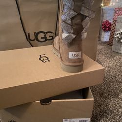 Brand New UGGS!