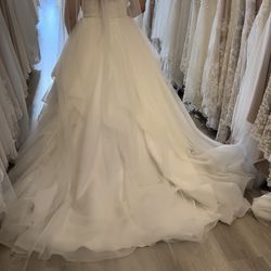 Luv Bridal Wedding Dress