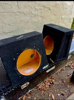 Enclosed 12 inch speaker box one for 50 or two for 90
