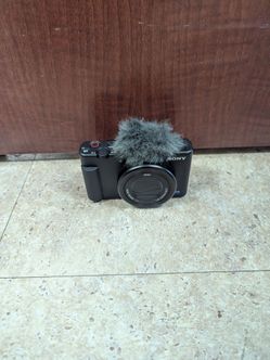 SONY ZEISS M:ZV-1 DIGITAL CAMERA