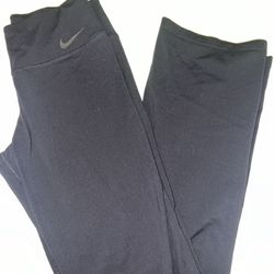 Nike Yoga Pants Size Medium 