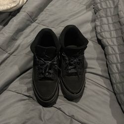 Black cat 3s