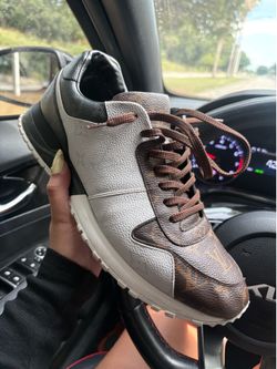 Louis Vuitton Men's 8.5 Run Away Sneakers