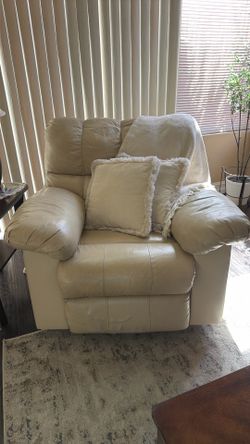 Cream color comfy recliner