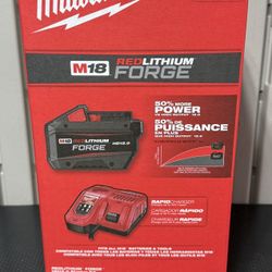 Milwaukee M18 REDLITHIUM FORGE HD12.0 Battery Rapid Charger Kit 48-59-1300 48-59-1813GB