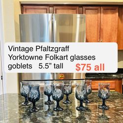 Vintage Pfaltzgraff Yorktowne Folkart 8 blue glasses / goblets