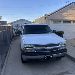 2003 Chevrolet Suburban