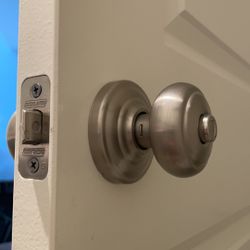 The Schlage Plymouth Satin Nickel Bed & Bath Knob