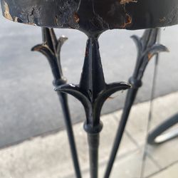 Black tall plant pot stand