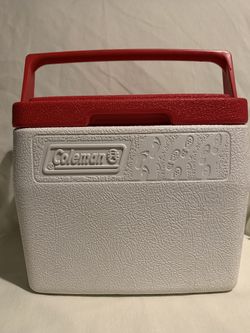 Coleman 5272 Cooler White And Red Footprints