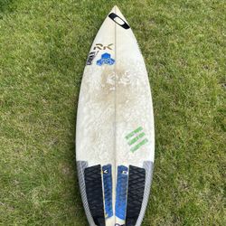 Surfboard 6’0