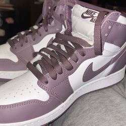 Nike Jordan 1 Retro High Mauve