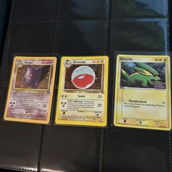 Pokemon Cards (HOLOS)
