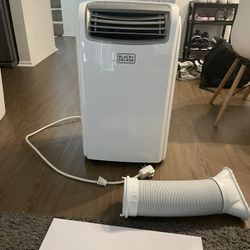Black + decker Air Conditioner 