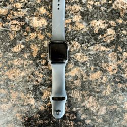 Apple Watch Series 6 