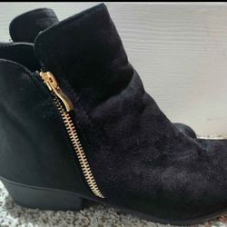 Black faux suede Booties Size 10