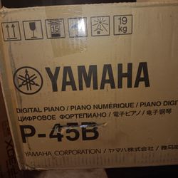 Yamaha P45, 88-Key Weighted Action Digital Piano (P45B) 