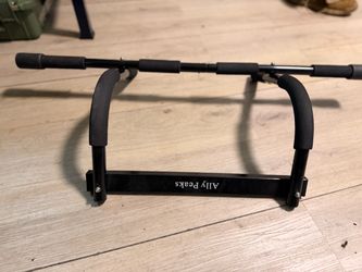 Door Pull Up bar