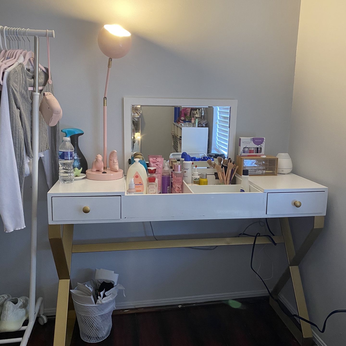 Vanity Desk
