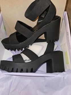 NWOT in Box Steve Madden Shoes