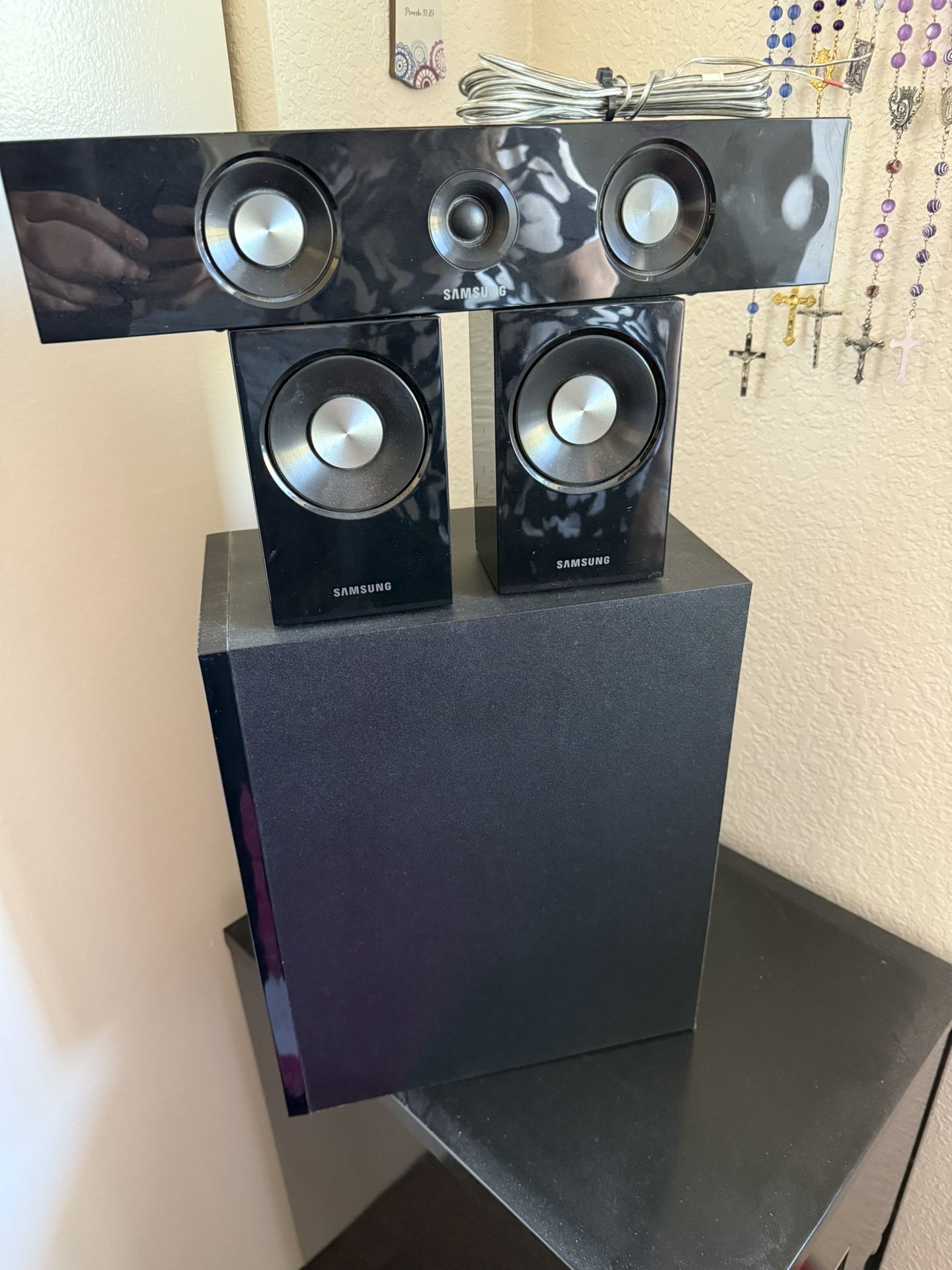 Samsung Surround Sound System 