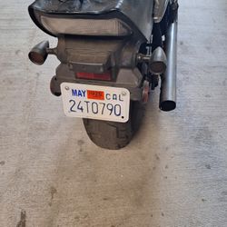 Suzuki Boulevard M50 