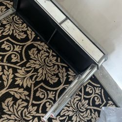 Free Desk