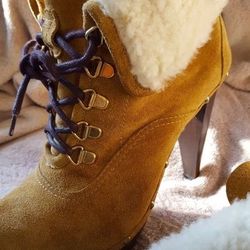 Authentic New Dsquared2 100% Suede Leather Fur Boots