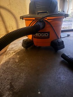 RIDGID Wet/Dry Shop Vacuum With Hose $45