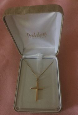 14 Kt gold chain with gold cross