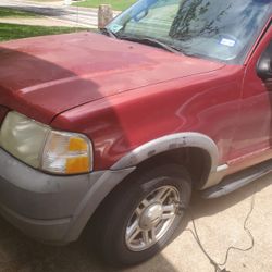 2003 Ford Explorer 