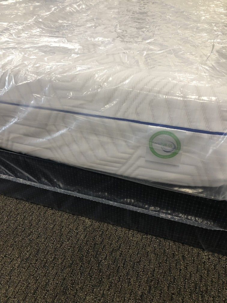 Brand New Memory Foam Mattresses