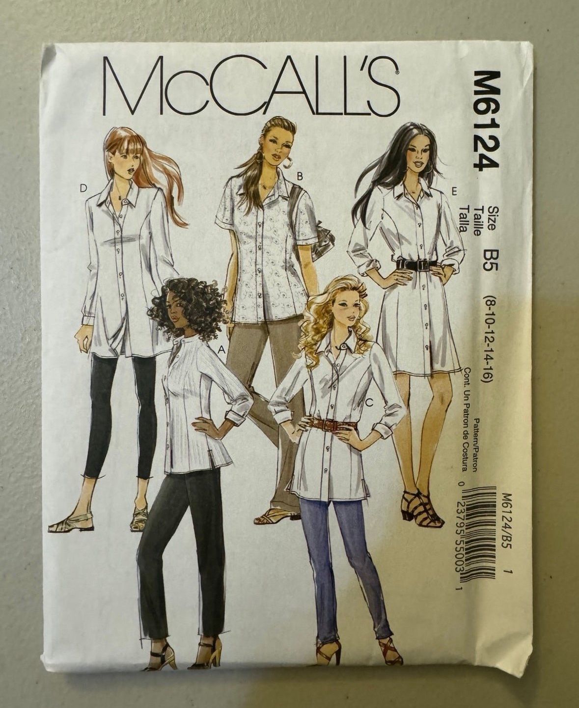 McCalls Sewing Pattern - Variety of Ladies Fashion Shirts (M6124)