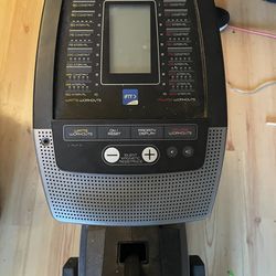 NordicTrack RW200 Rower