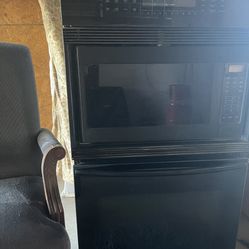 Built in Microwave and convention oven 