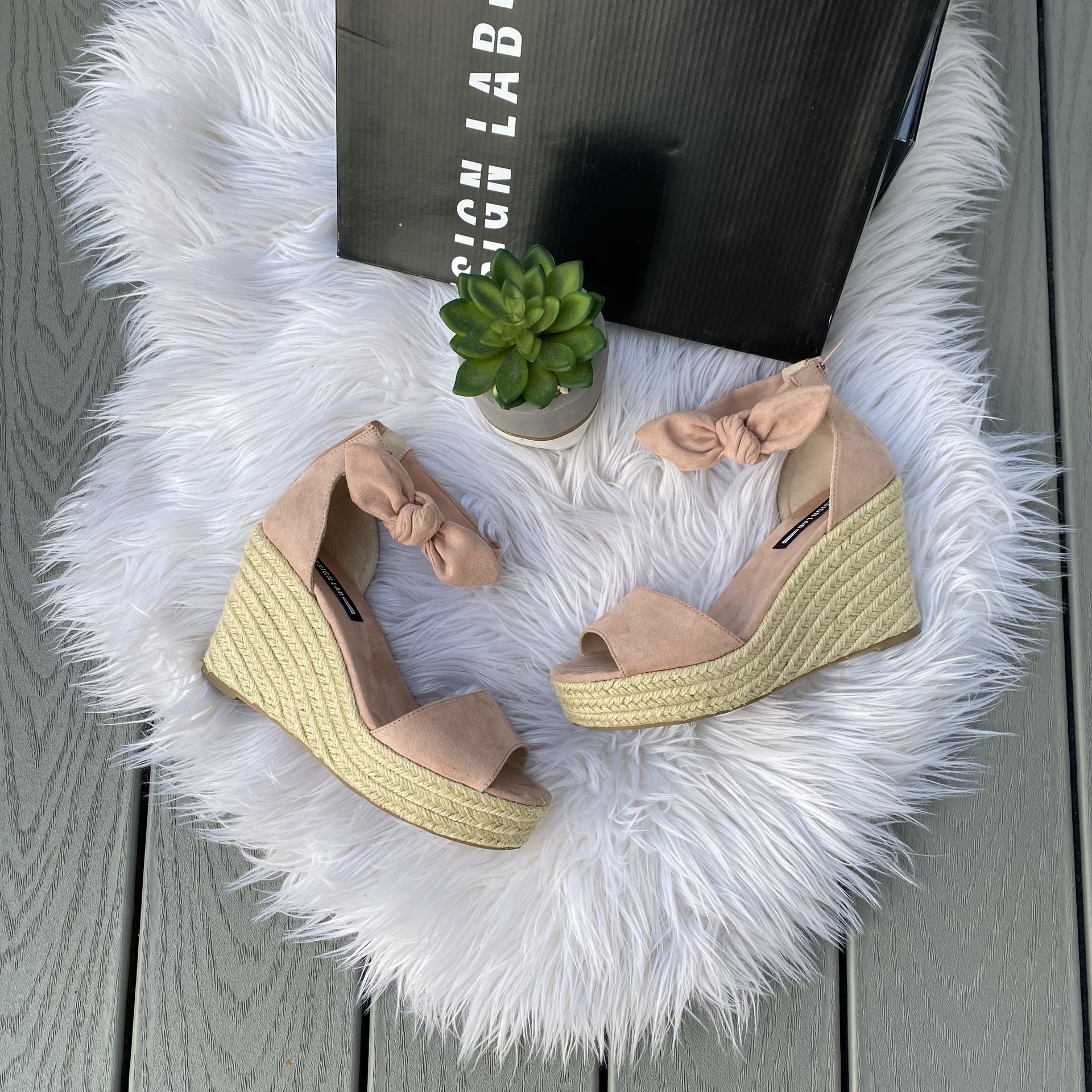 Pink suede wedges