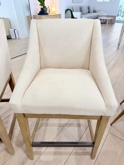 Counter height barstools/ Sillas para bar isla (Moving Sale)